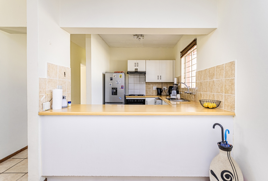 2 Bedroom Property for Sale in Sundowner Gauteng