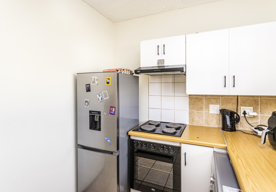 2 Bedroom Property for Sale in Sundowner Gauteng