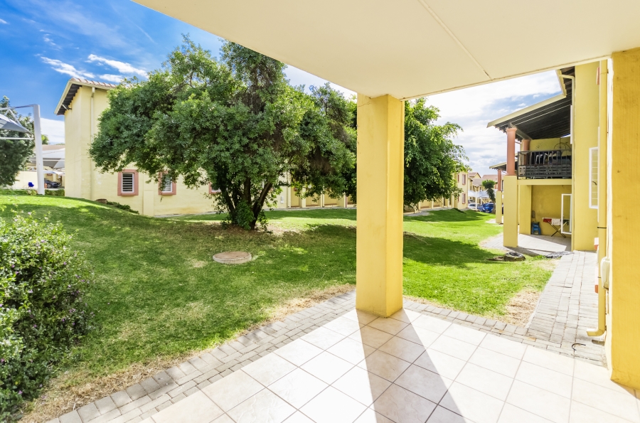 2 Bedroom Property for Sale in Sundowner Gauteng