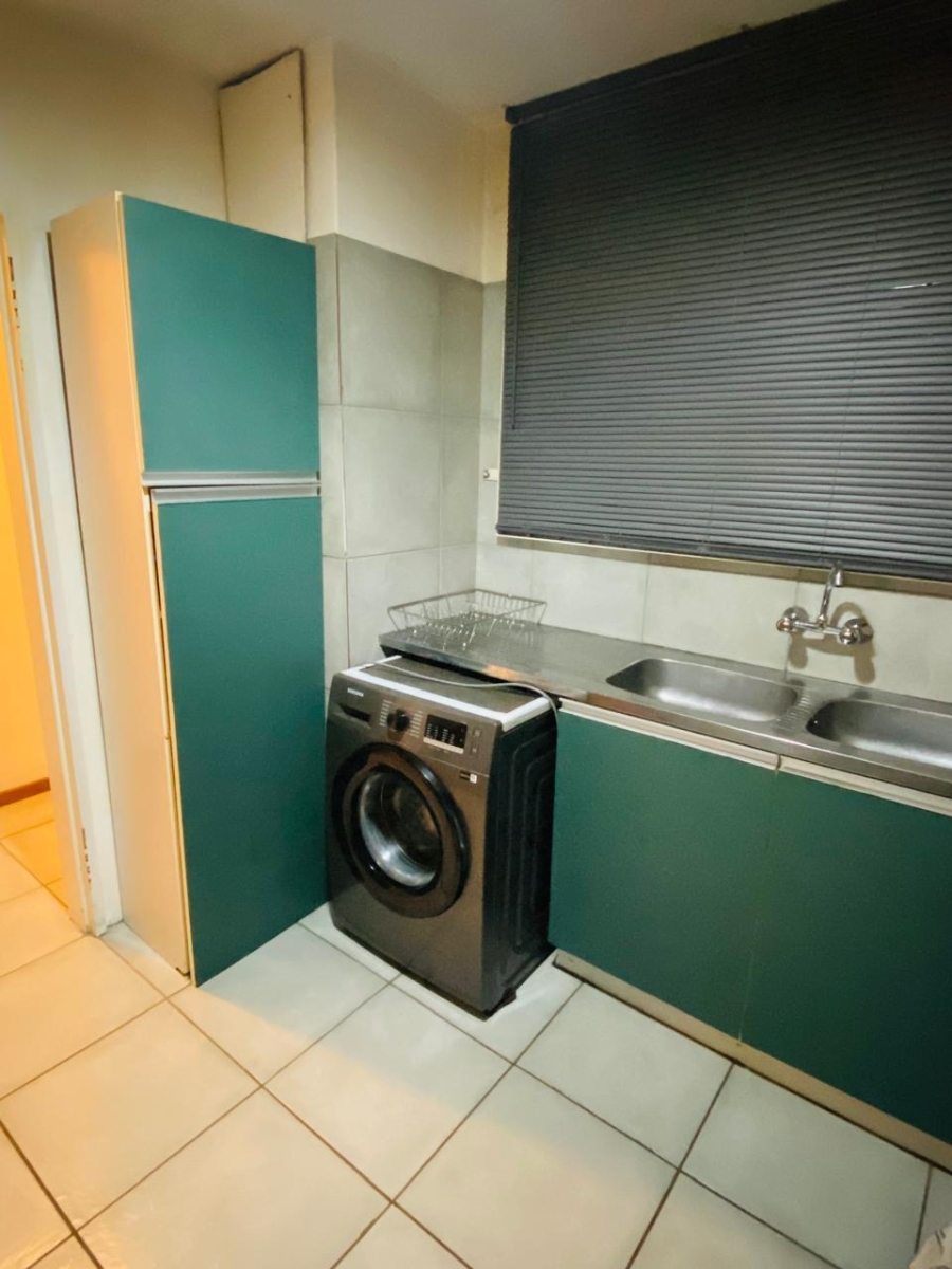 2 Bedroom Property for Sale in Sunnyside Gauteng