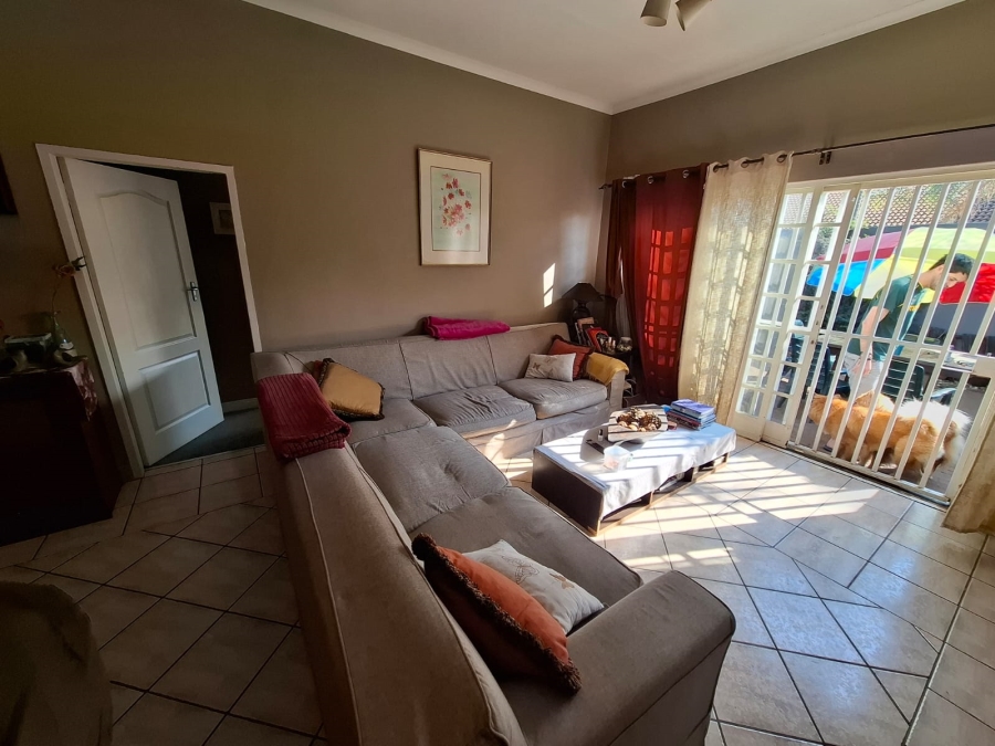 3 Bedroom Property for Sale in Faerie Glen Gauteng