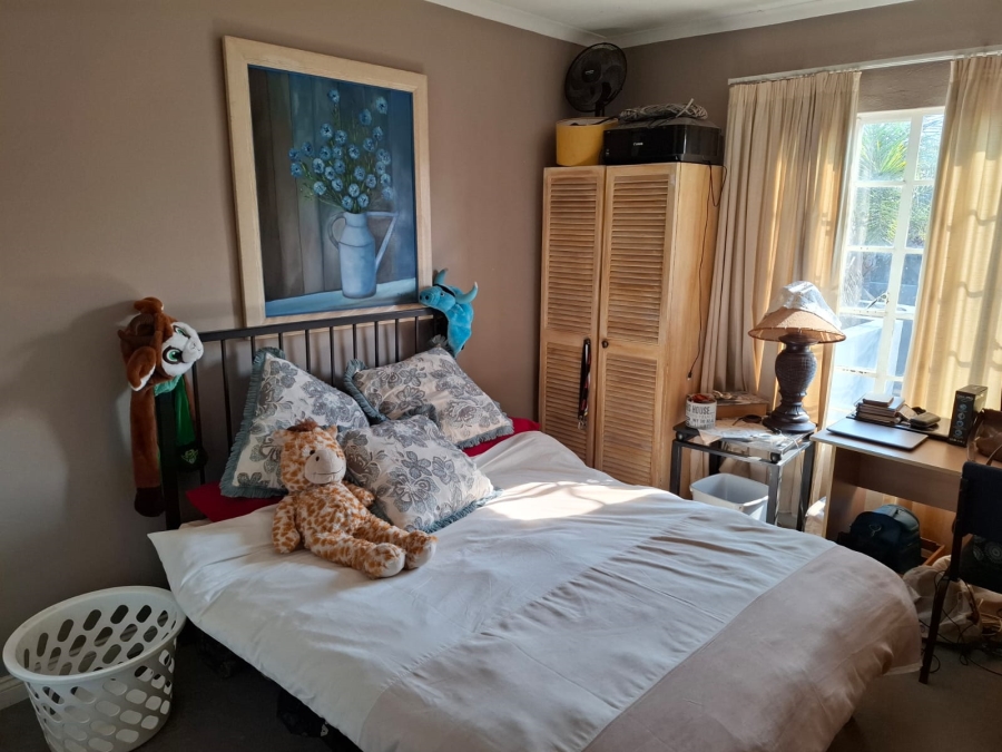 3 Bedroom Property for Sale in Faerie Glen Gauteng