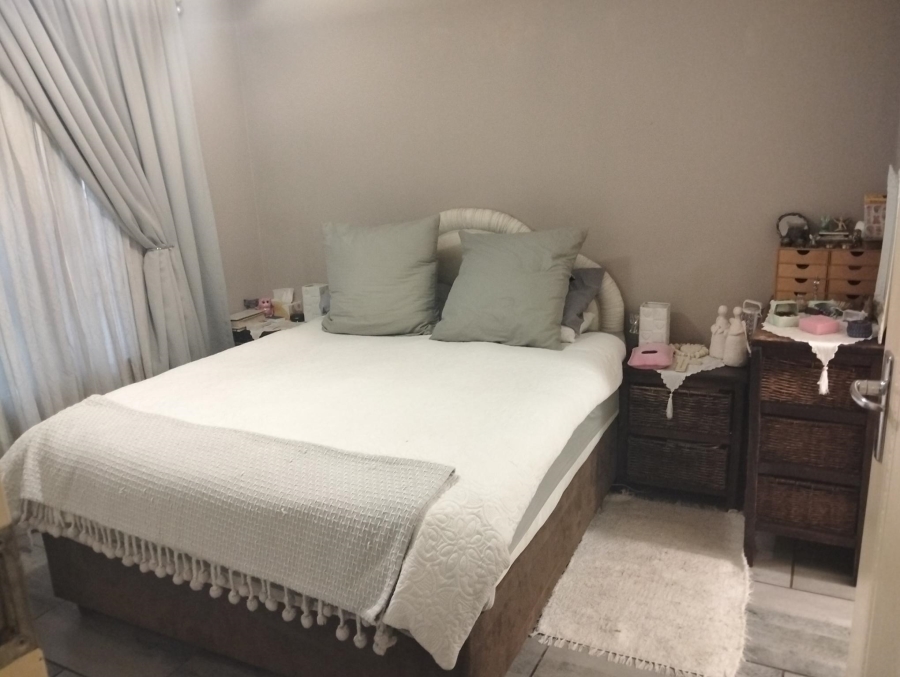 1 Bedroom Property for Sale in Moreleta Park Gauteng