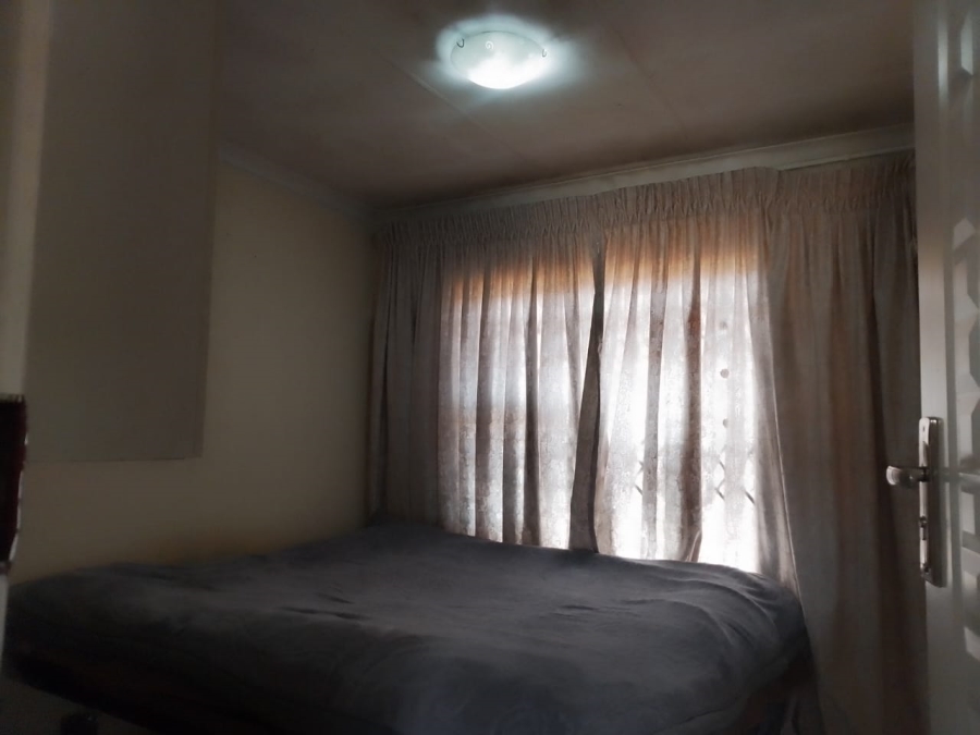 To Let 3 Bedroom Property for Rent in Alveda Park Gauteng