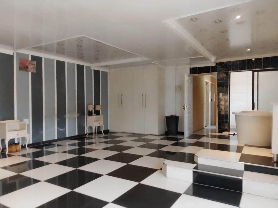 To Let 3 Bedroom Property for Rent in Alveda Park Gauteng