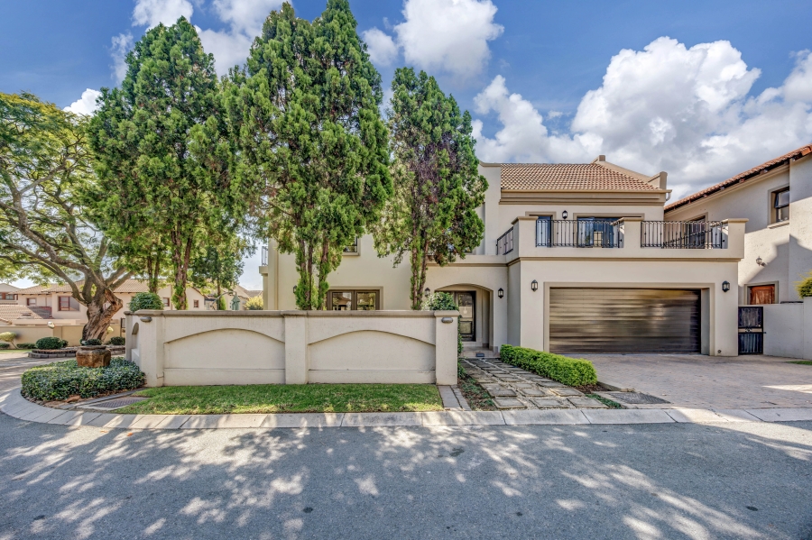 3 Bedroom Property for Sale in Broadacres Gauteng