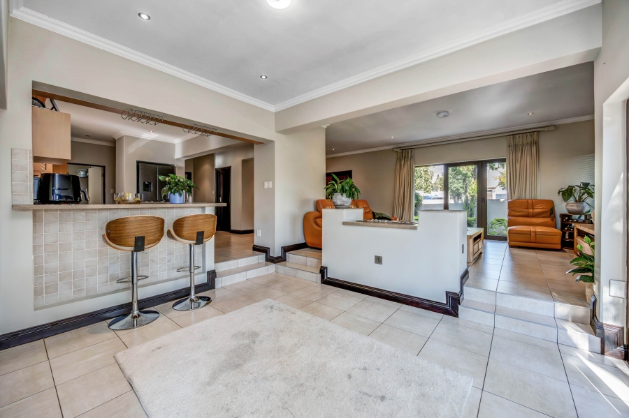 3 Bedroom Property for Sale in Broadacres Gauteng