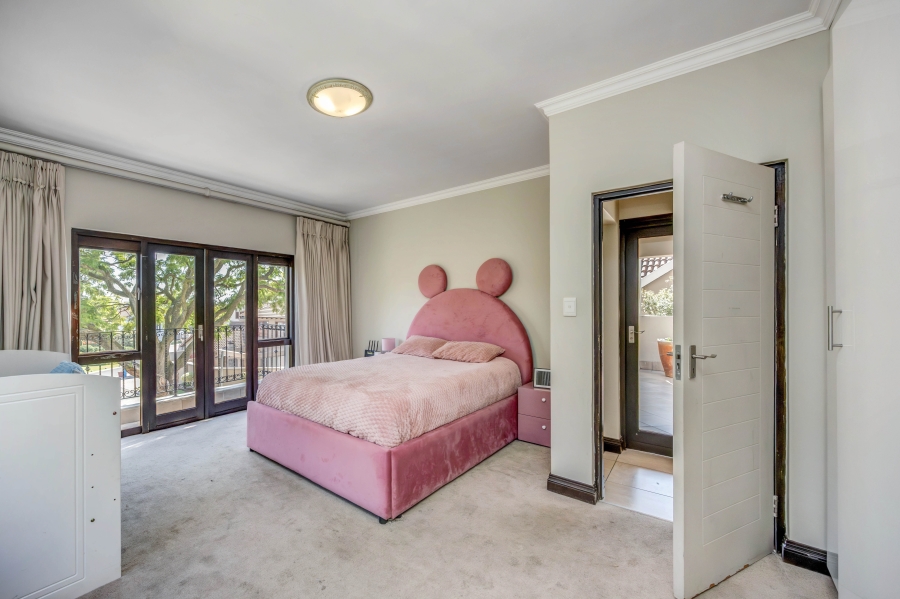 3 Bedroom Property for Sale in Broadacres Gauteng