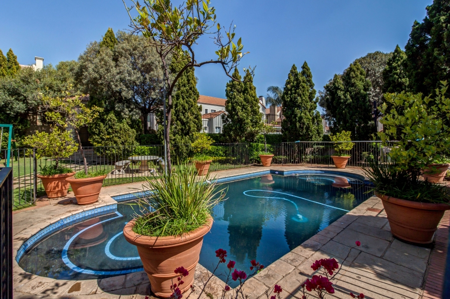 3 Bedroom Property for Sale in Broadacres Gauteng