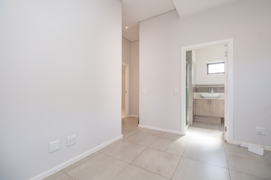 3 Bedroom Property for Sale in Ferndale Gauteng