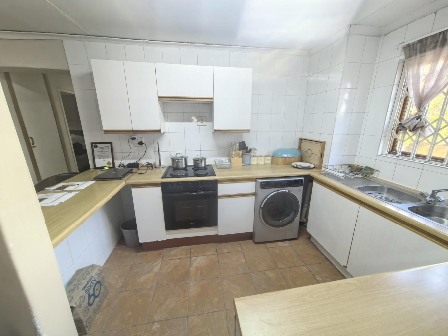 2 Bedroom Property for Sale in Sunninghill Gauteng