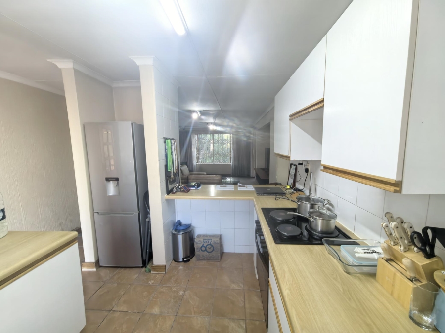 2 Bedroom Property for Sale in Sunninghill Gauteng