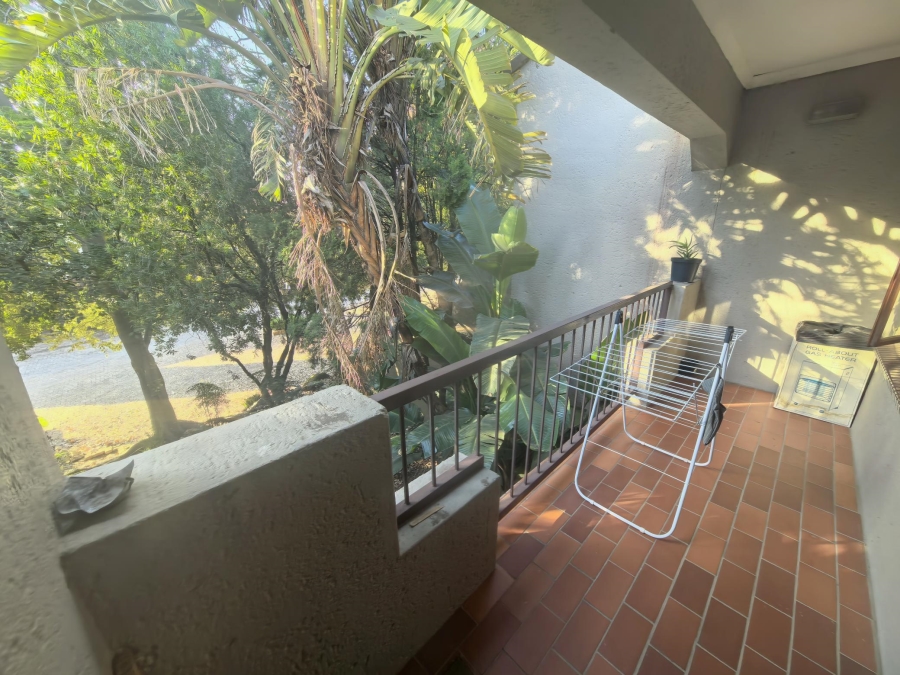 2 Bedroom Property for Sale in Sunninghill Gauteng