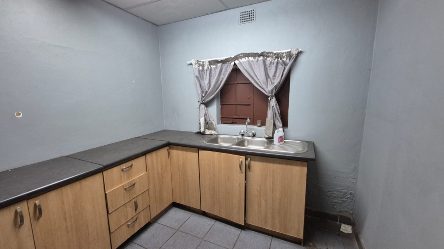 To Let Commercial Property for Rent in Silverton Gauteng