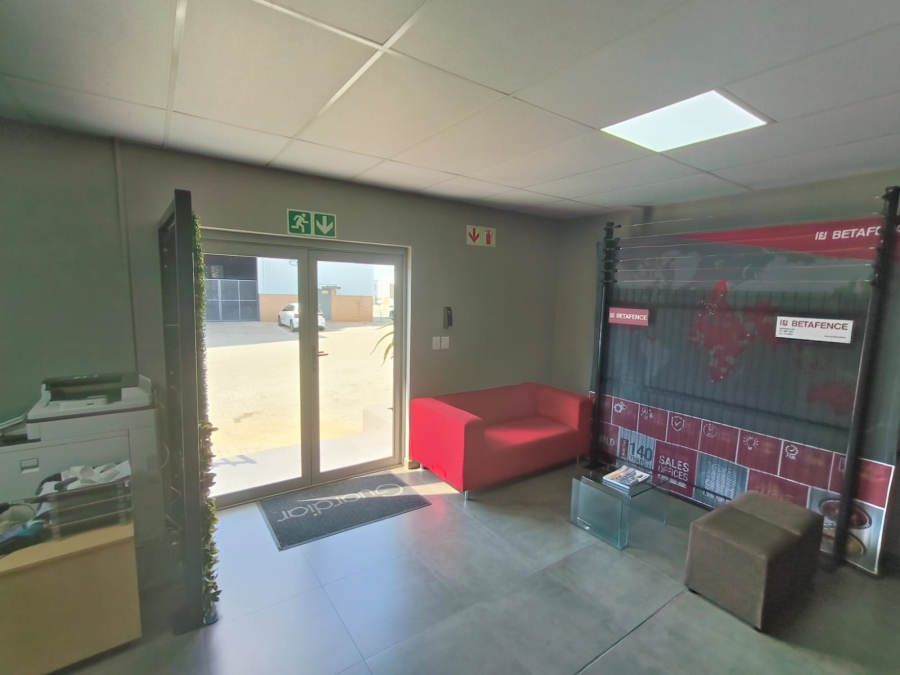 Commercial Property for Sale in Knoppieslaagte Gauteng