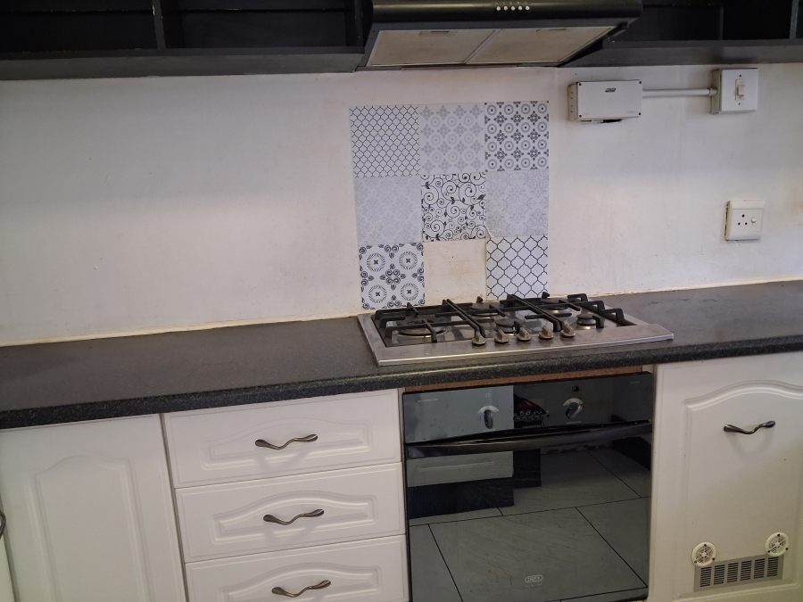 1 Bedroom Property for Sale in Eastleigh Gauteng