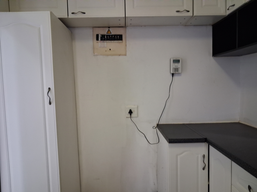1 Bedroom Property for Sale in Eastleigh Gauteng
