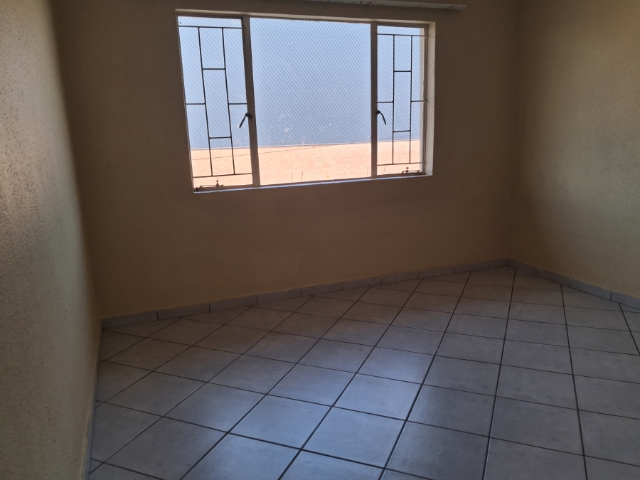 2 Bedroom Property for Sale in Edenvale Central Gauteng