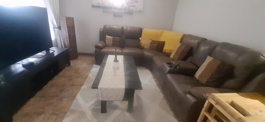 4 Bedroom Property for Sale in Van Riebeeck Park Gauteng