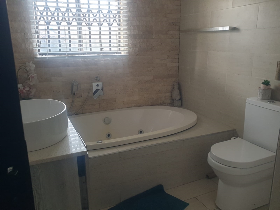3 Bedroom Property for Sale in Brakpan Central Gauteng