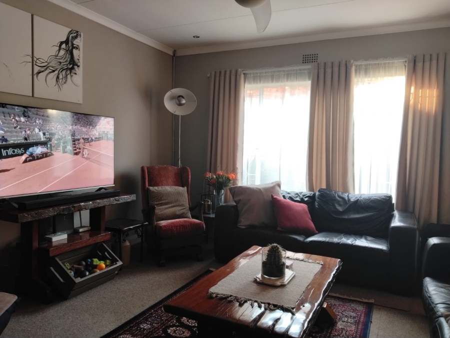 3 Bedroom Property for Sale in Sunair Park Gauteng