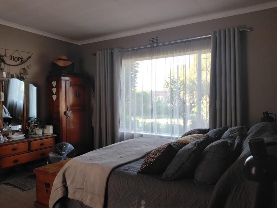3 Bedroom Property for Sale in Sunair Park Gauteng