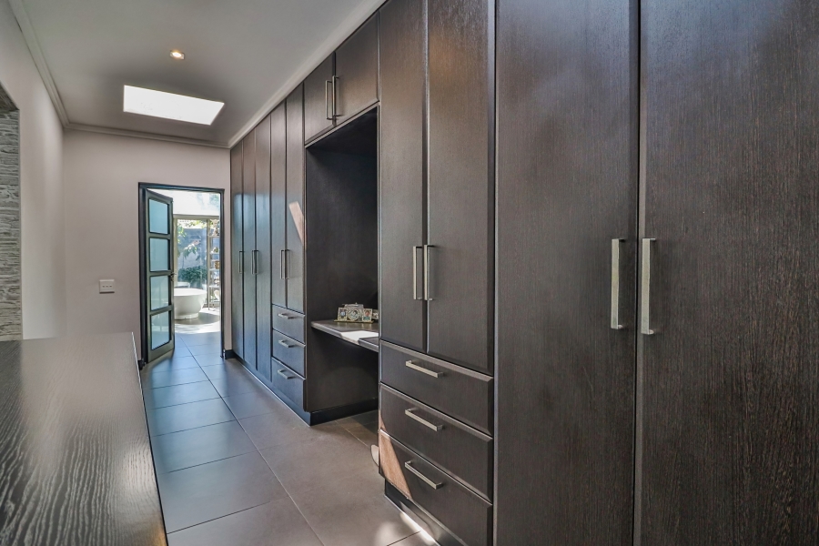 4 Bedroom Property for Sale in Bryanston Gauteng