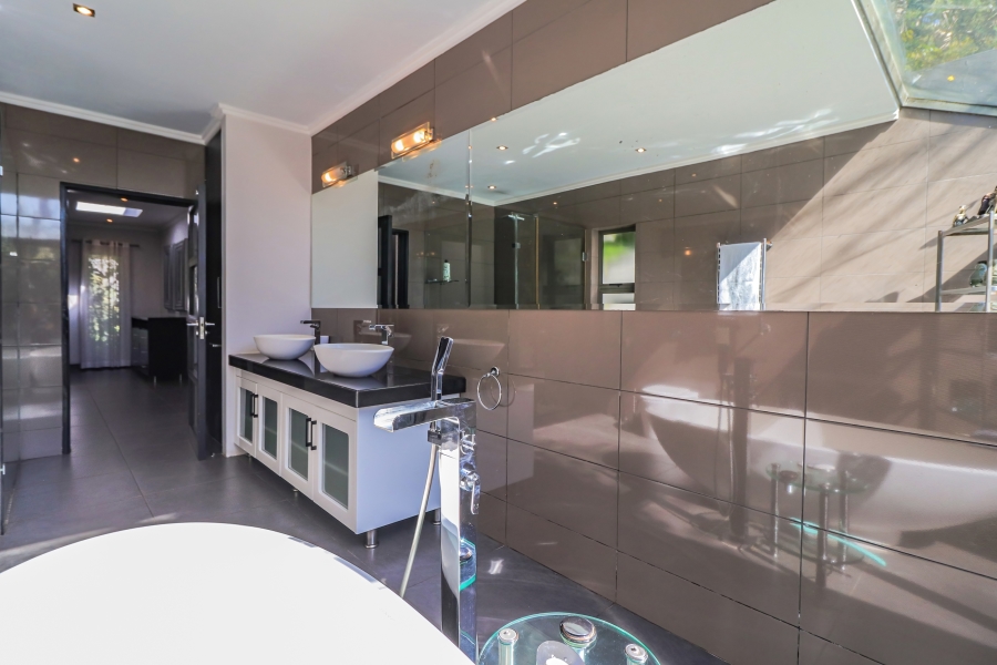 4 Bedroom Property for Sale in Bryanston Gauteng