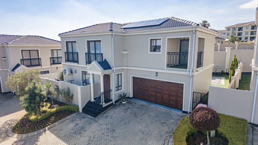3 Bedroom Property for Sale in Maroeladal Gauteng