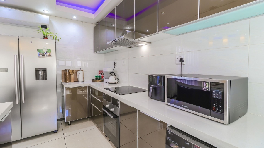 3 Bedroom Property for Sale in Maroeladal Gauteng