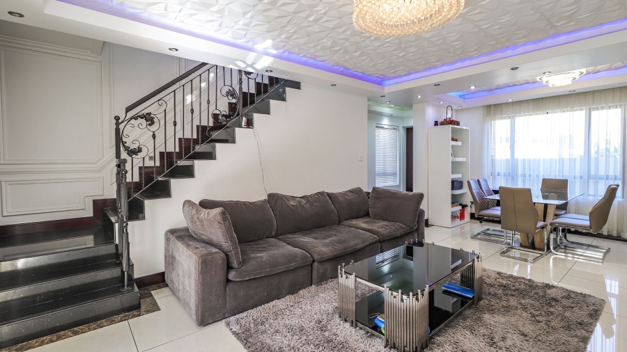 3 Bedroom Property for Sale in Maroeladal Gauteng