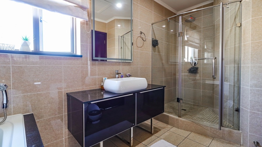 3 Bedroom Property for Sale in Maroeladal Gauteng
