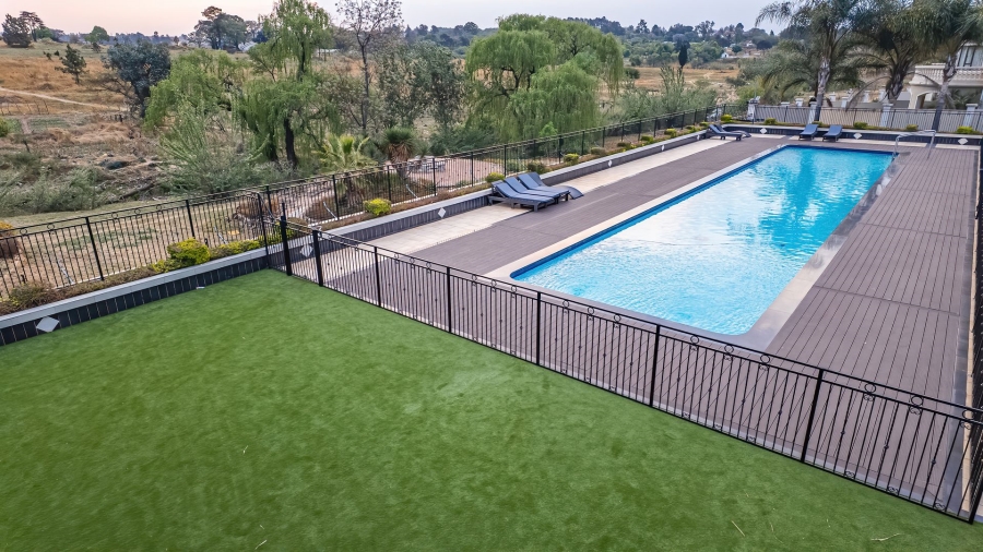 3 Bedroom Property for Sale in Maroeladal Gauteng