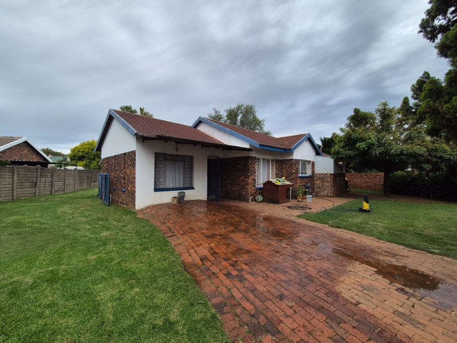 3 Bedroom Property for Sale in Waldrift Gauteng