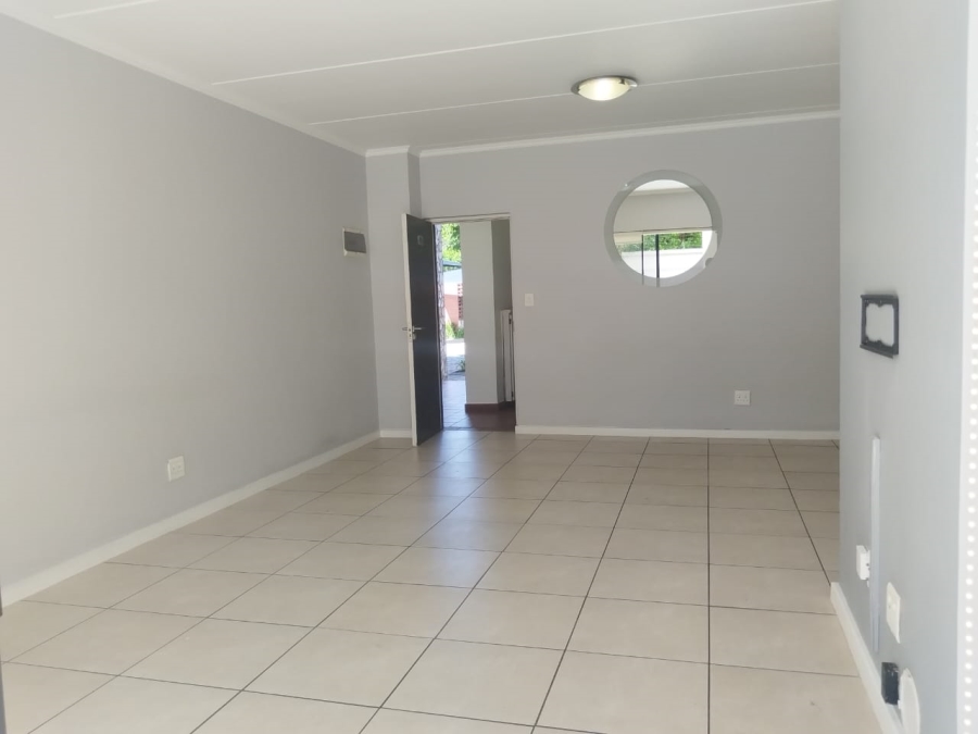 3 Bedroom Property for Sale in Greenstone Hill Gauteng