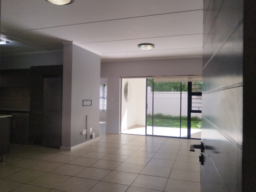 3 Bedroom Property for Sale in Greenstone Hill Gauteng