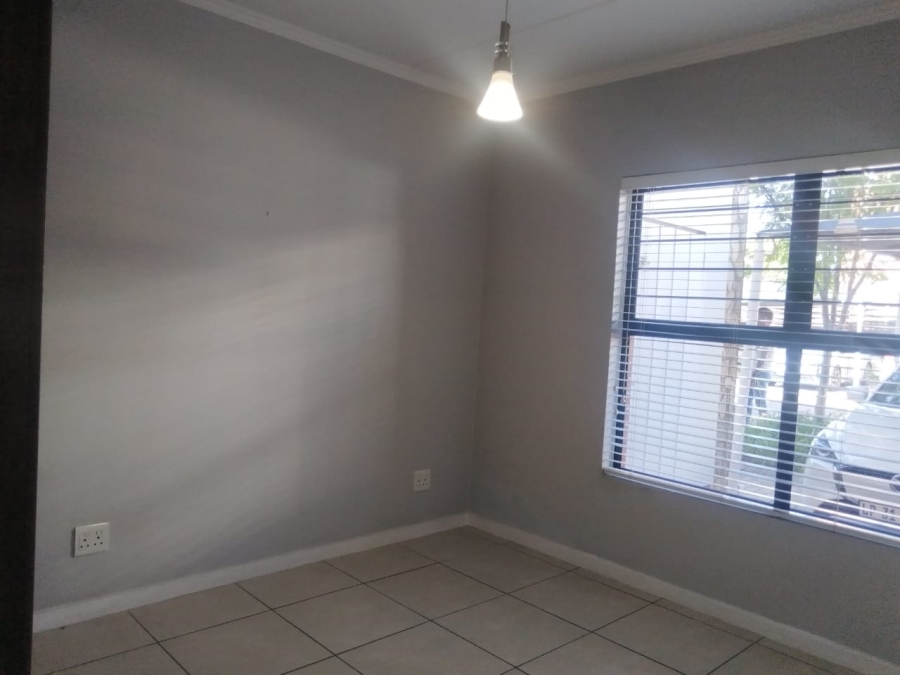3 Bedroom Property for Sale in Greenstone Hill Gauteng