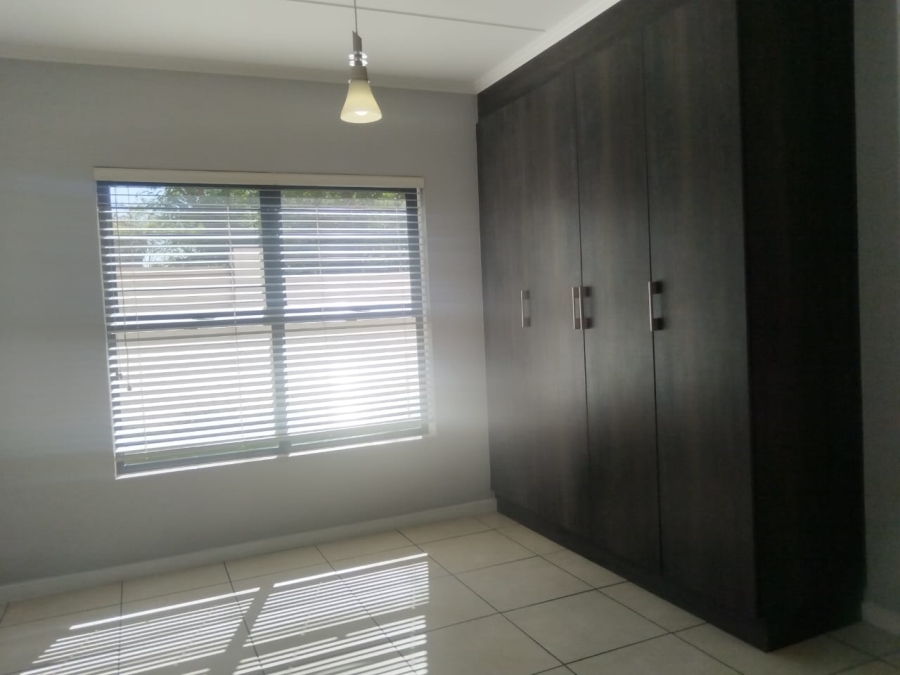 3 Bedroom Property for Sale in Greenstone Hill Gauteng