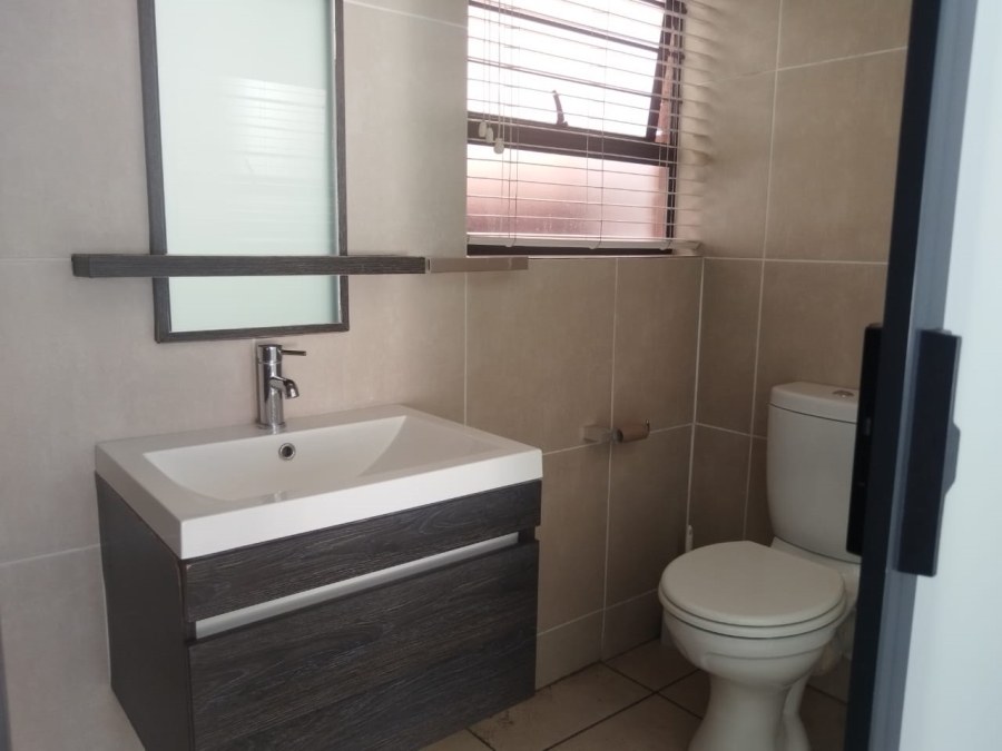 3 Bedroom Property for Sale in Greenstone Hill Gauteng