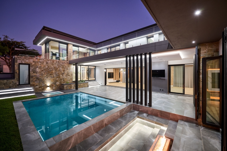 5 Bedroom Property for Sale in Waterfall Country Estate Gauteng