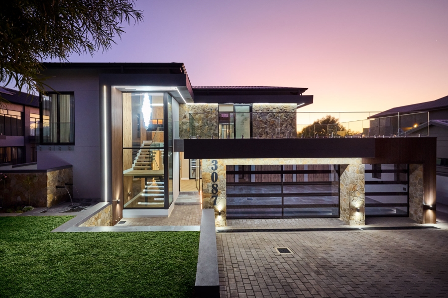 5 Bedroom Property for Sale in Waterfall Country Estate Gauteng