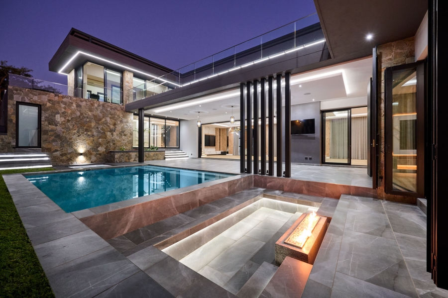 5 Bedroom Property for Sale in Waterfall Country Estate Gauteng