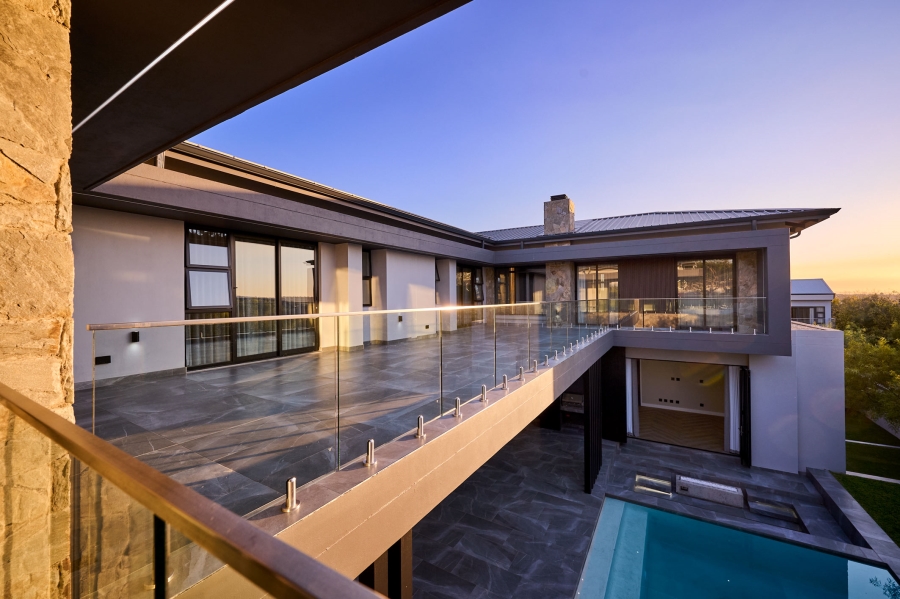 5 Bedroom Property for Sale in Waterfall Country Estate Gauteng