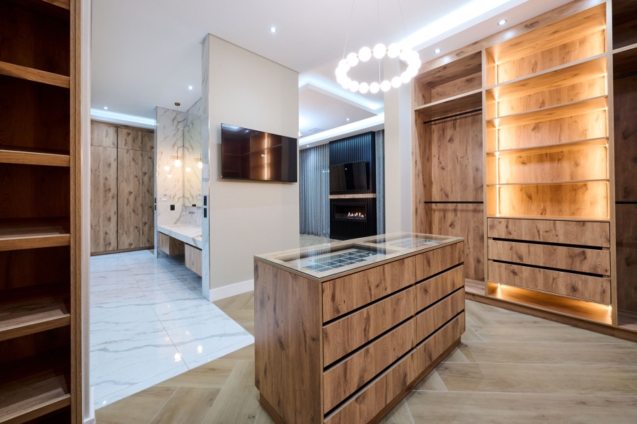 5 Bedroom Property for Sale in Waterfall Country Estate Gauteng