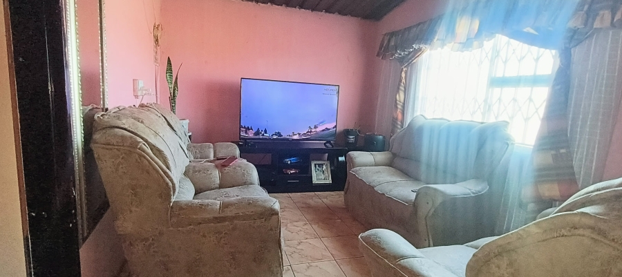 2 Bedroom Property for Sale in Tshepisong Gauteng
