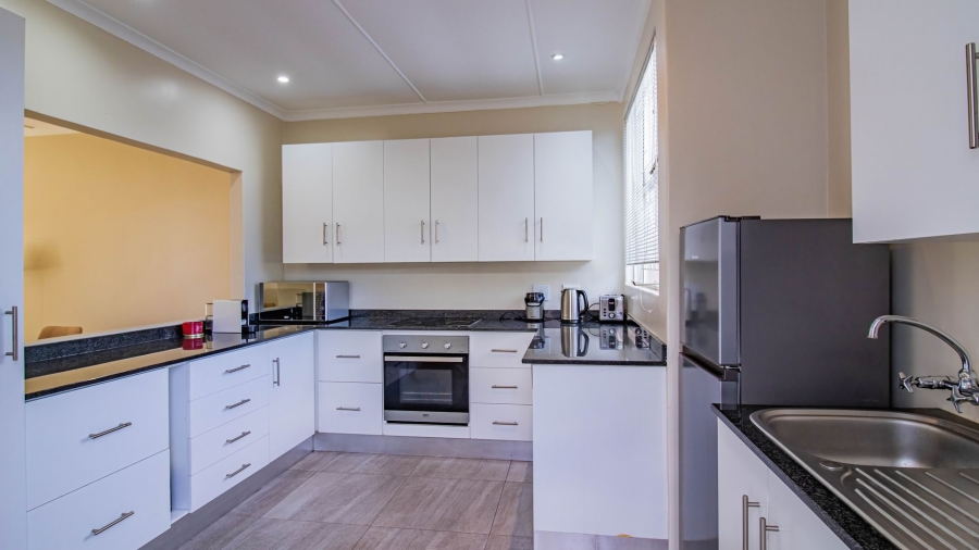 1 Bedroom Property for Sale in Robindale Gauteng