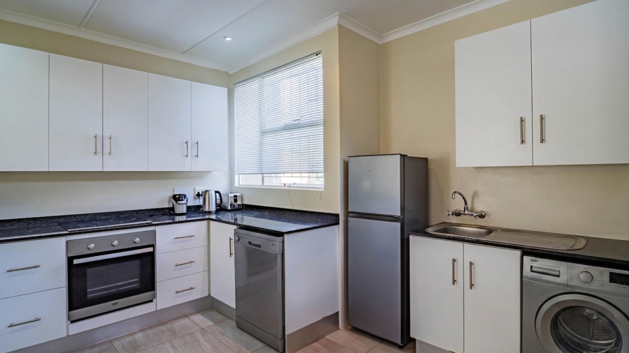 1 Bedroom Property for Sale in Robindale Gauteng