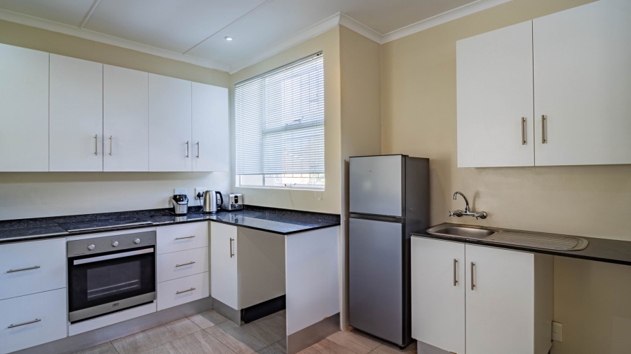 1 Bedroom Property for Sale in Robindale Gauteng