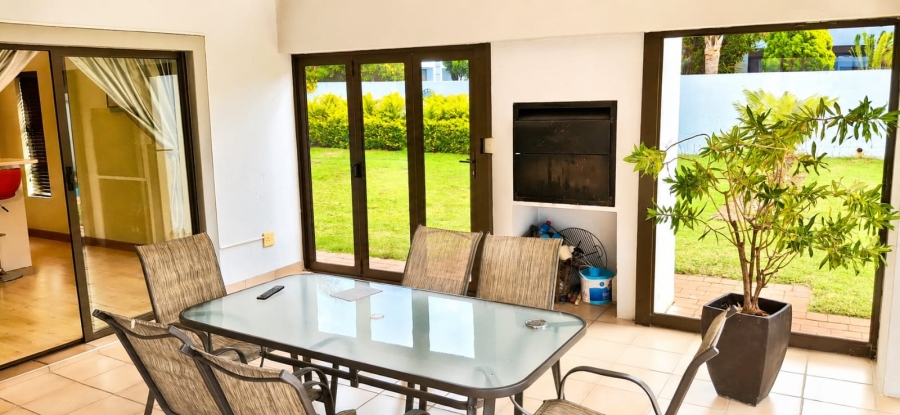 4 Bedroom Property for Sale in Heuwelsig Estate Gauteng