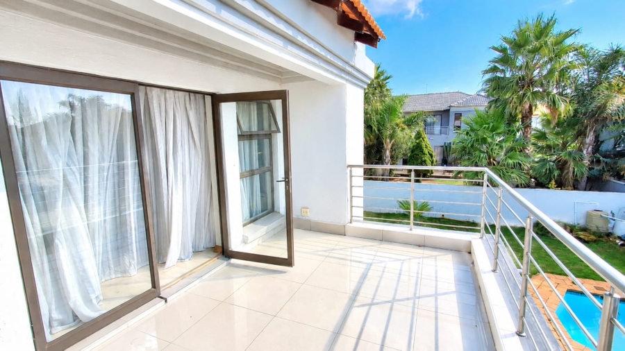 4 Bedroom Property for Sale in Heuwelsig Estate Gauteng